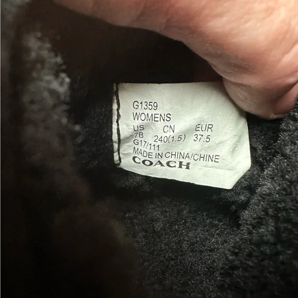 COACH ROCCASIN Black Fringe Silver Studded Suede Shearling Moccasin Boots NWOT 7 - Picture 12 of 15